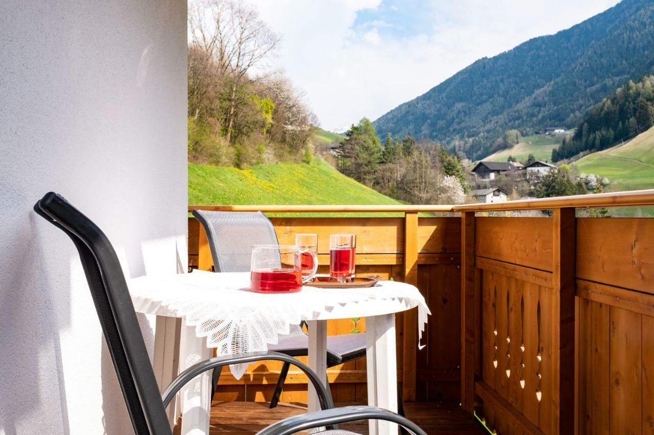 Mantingerhof Villa Funes  Eksteriør billede